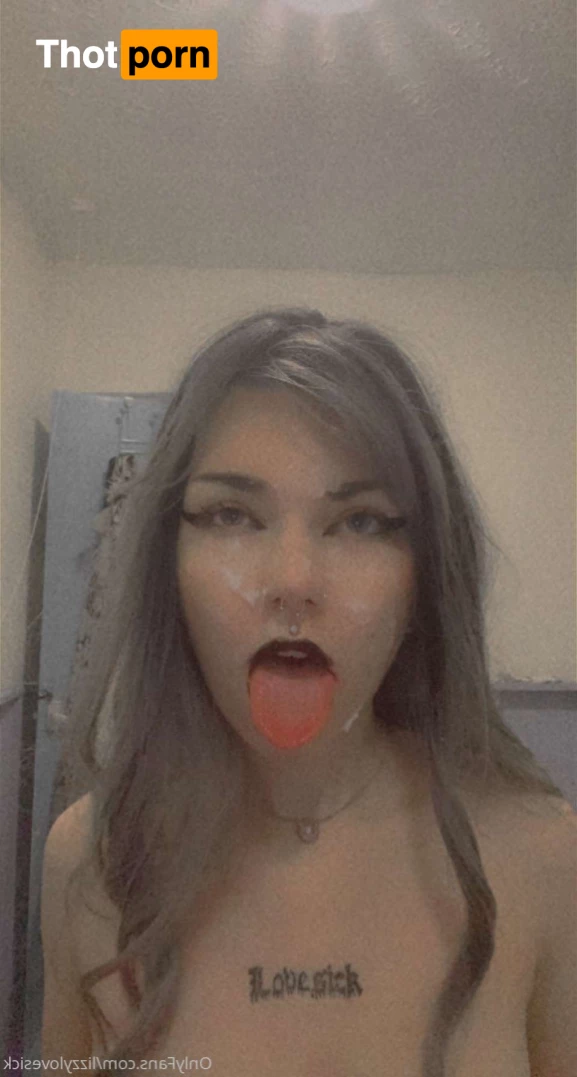 Lizzy Lovesick💕🐰 6508970