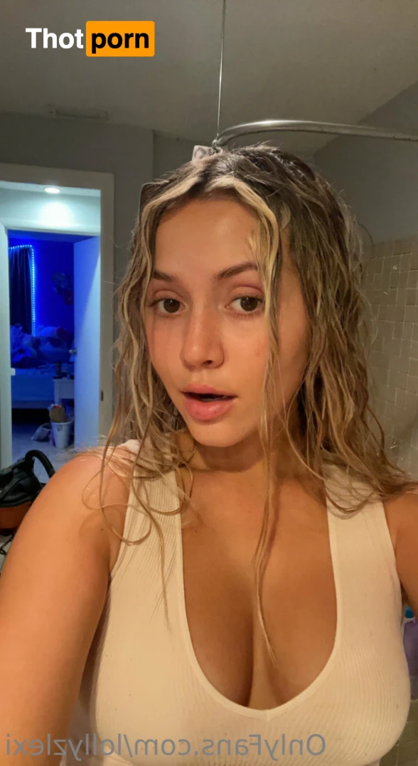 Lollyz Lexi🍭 14257718