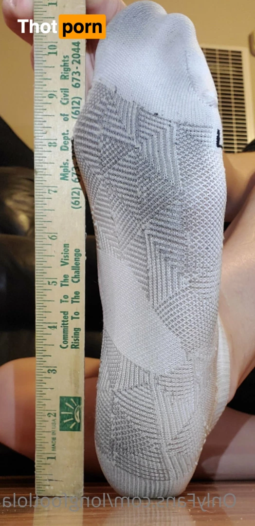 Lola Longfoot 7451787