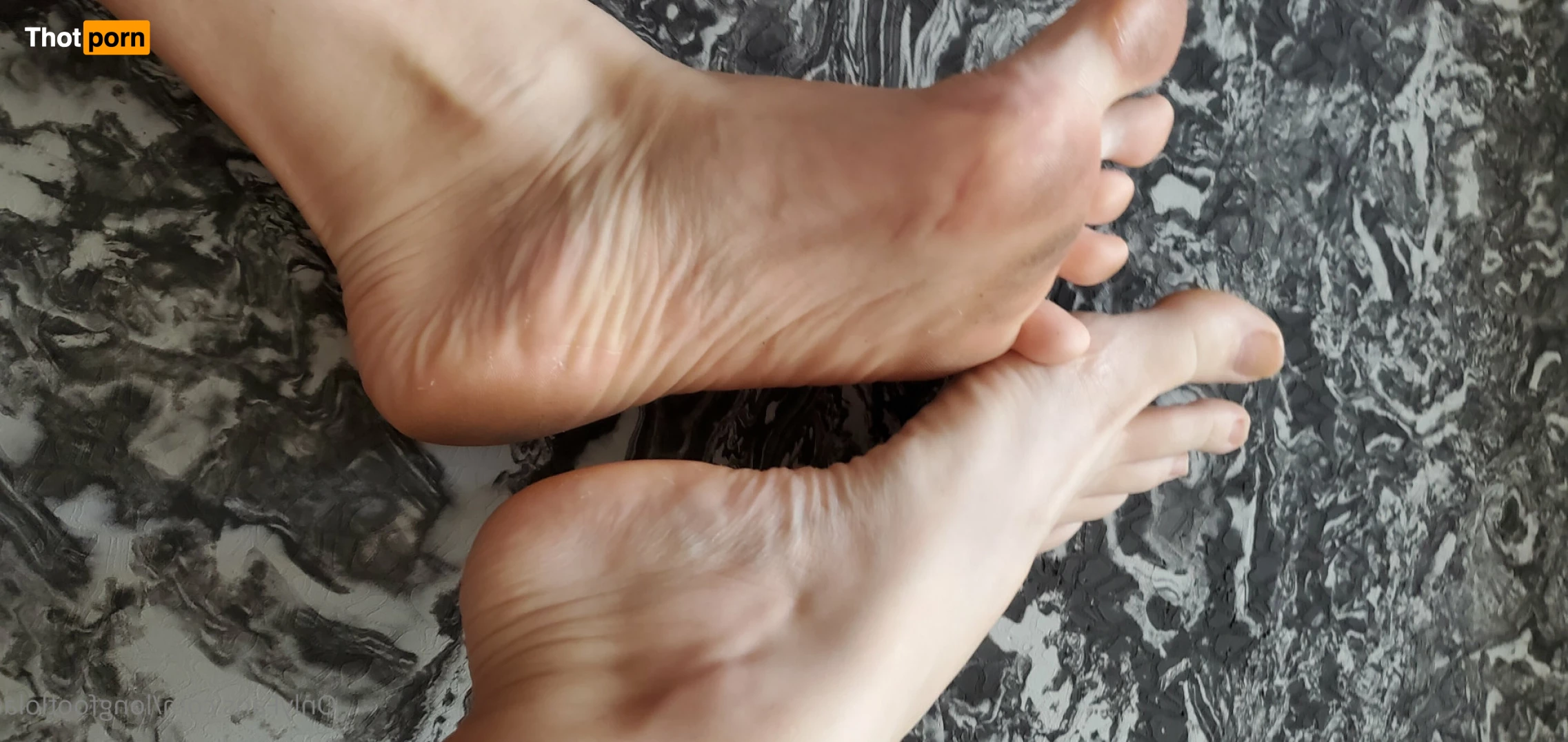 Lola Longfoot 7451805