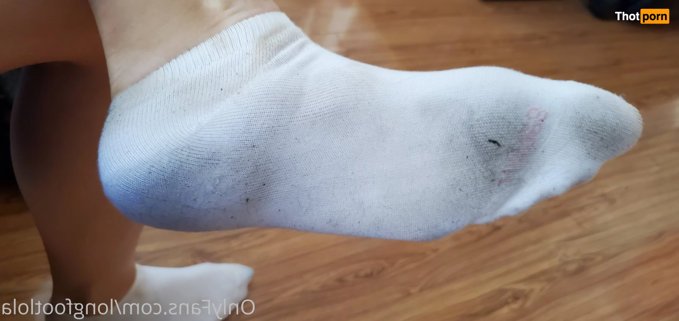 Lola Longfoot 7452043