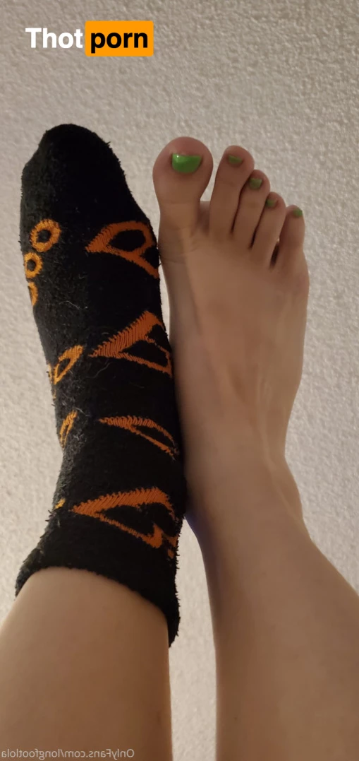 Lola Longfoot 7452163