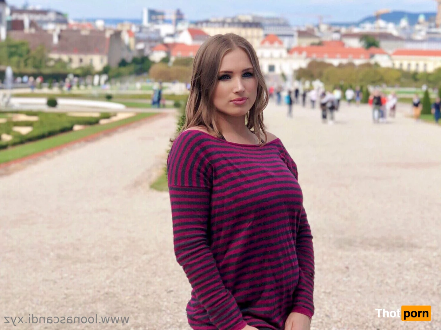 Loona VIP Sex Therapist 7326263