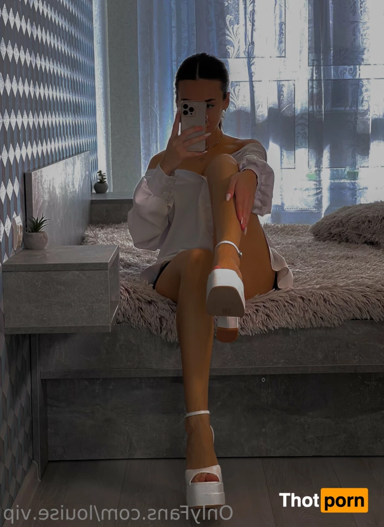 🍒 L O U I S E 🍒 7111703