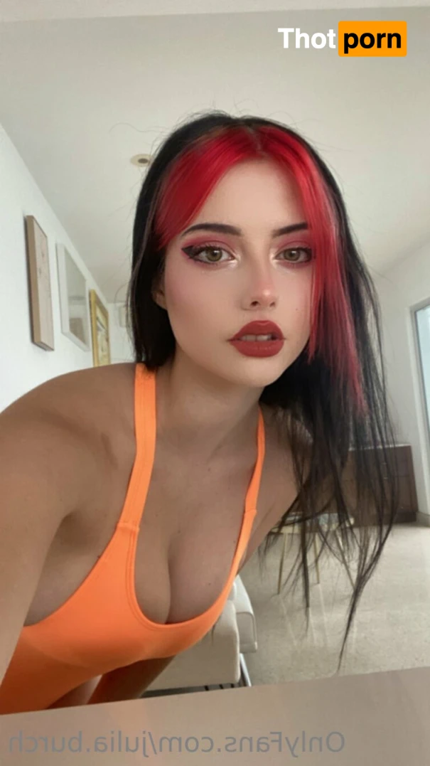 Julia Burch 11637773