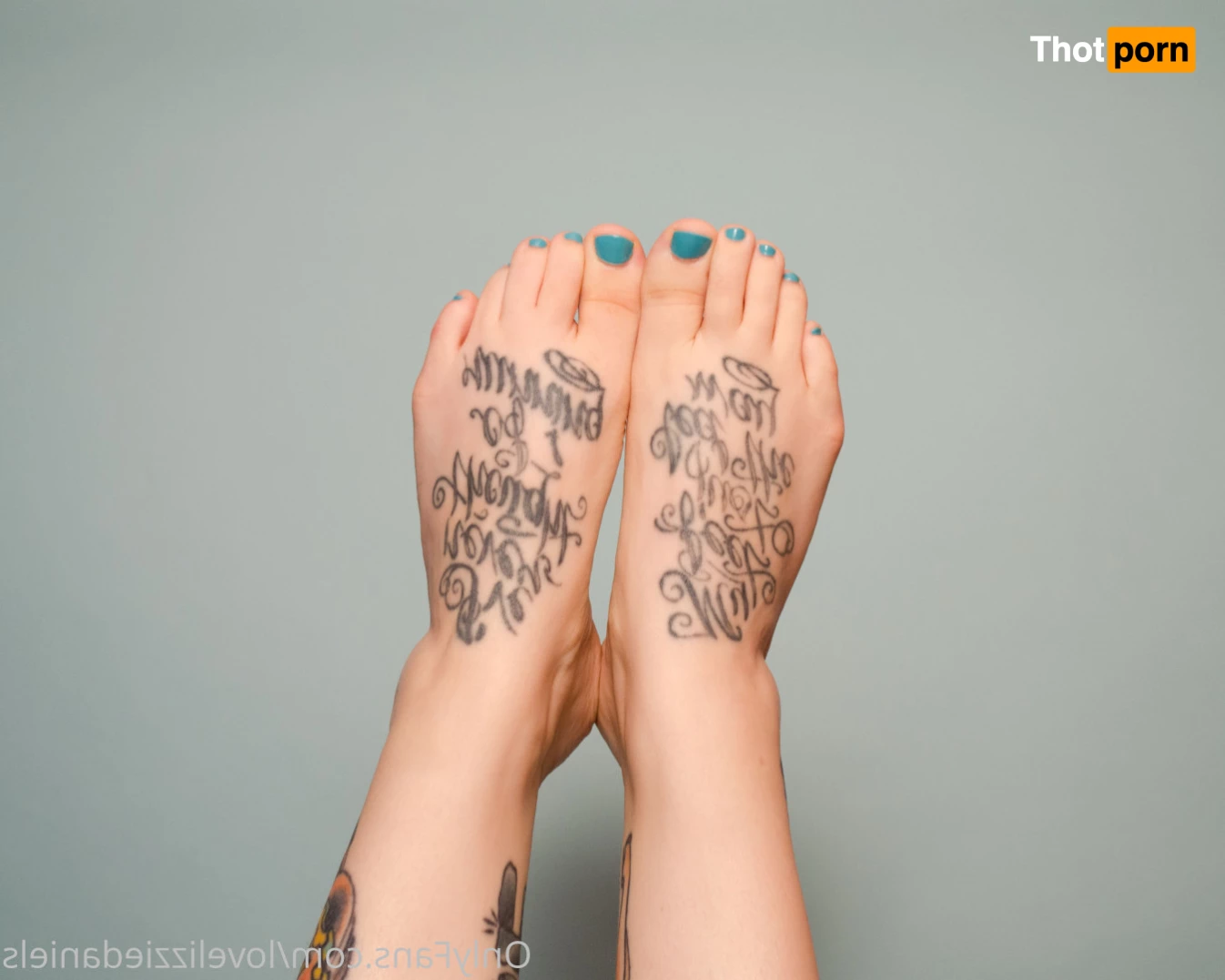 Love Lizzie Daniels 7325652