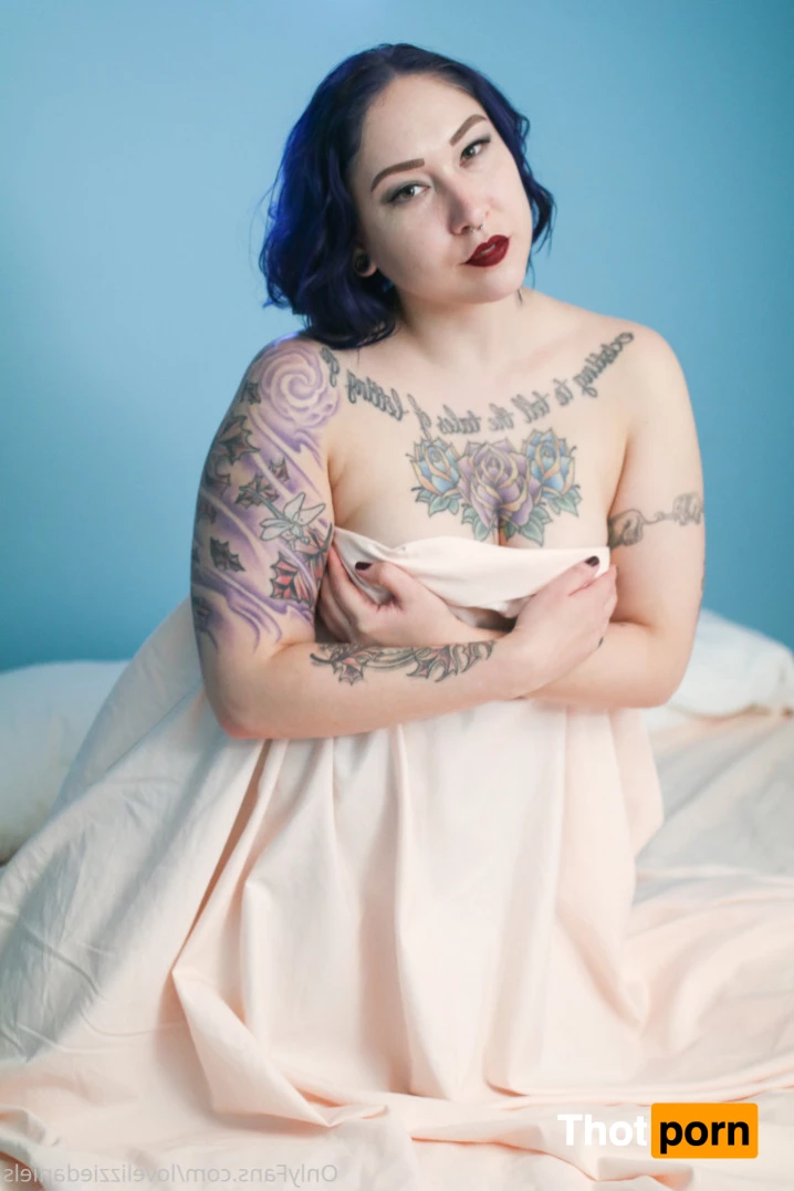 Love Lizzie Daniels 7325726