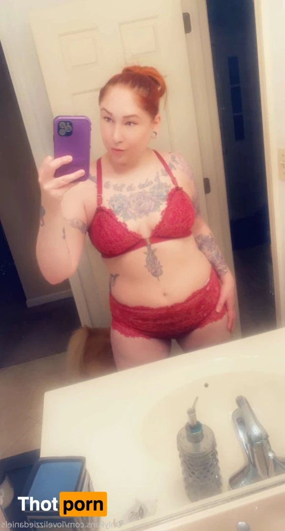 Love Lizzie Daniels 7325970