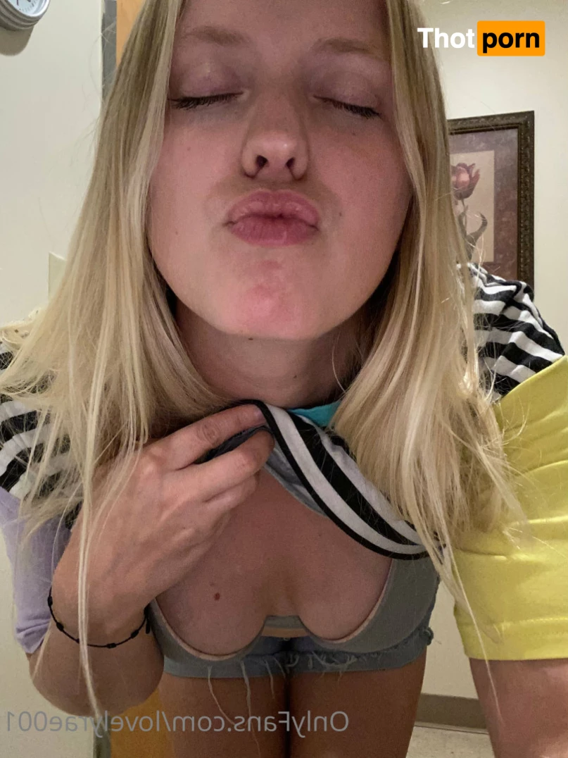 lovelyrae001 7344043