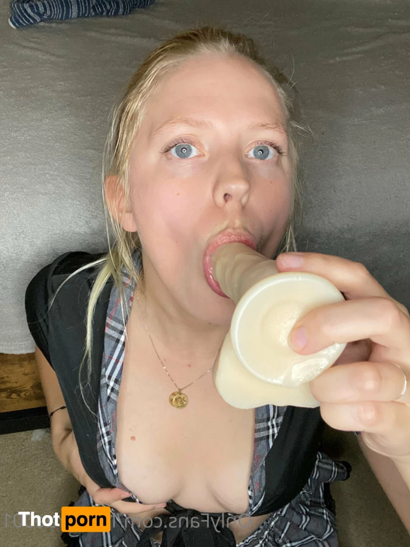 lovelyrae001 7344143