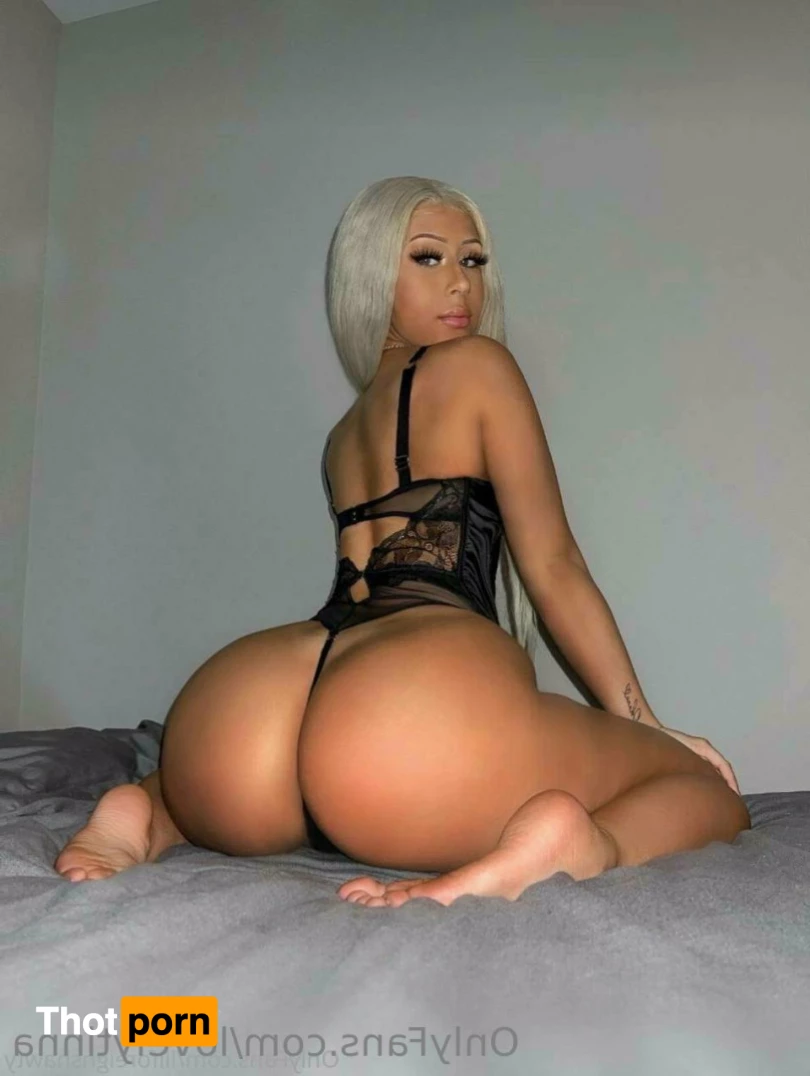 CollegeGirl Tinna 💗 6932993