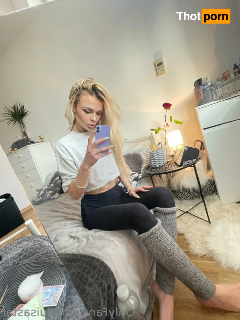 ✨ Luisa Star ✨ 14255816