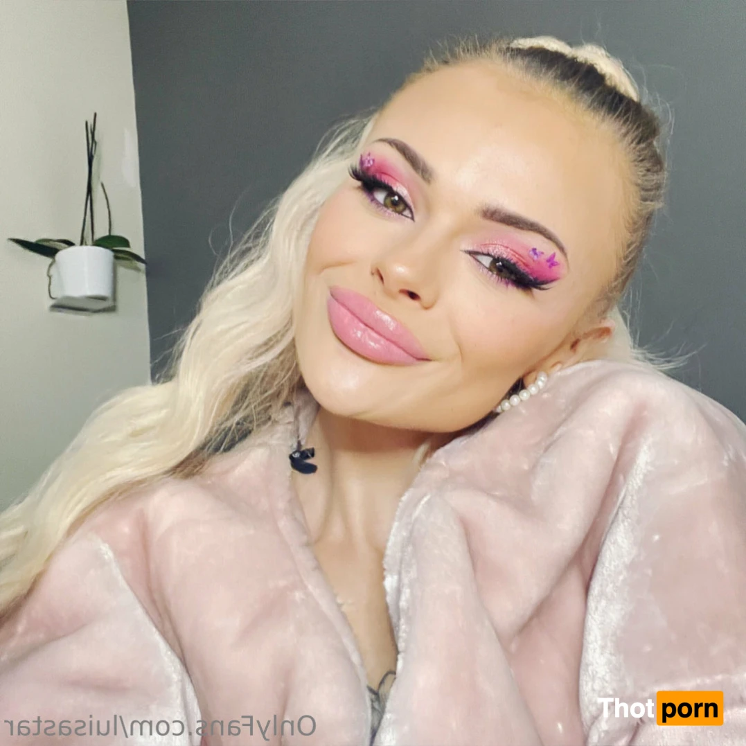 ✨ Luisa Star ✨ 15369657