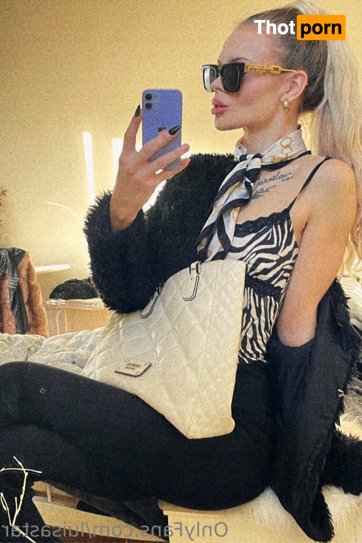 ✨ Luisa Star ✨ 15375496