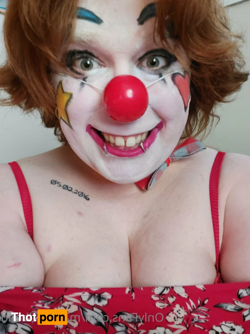 RubyTheClownGirl 6834085