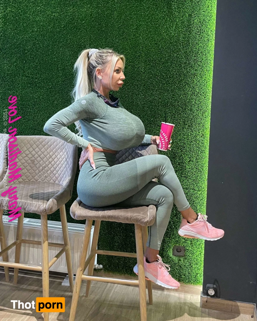 Mary Madison 7314445