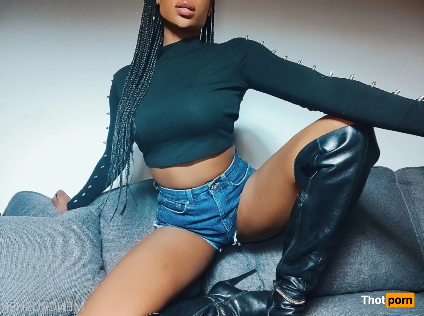 Mencrusher😈 l Wife away? time to play🟢 10466502