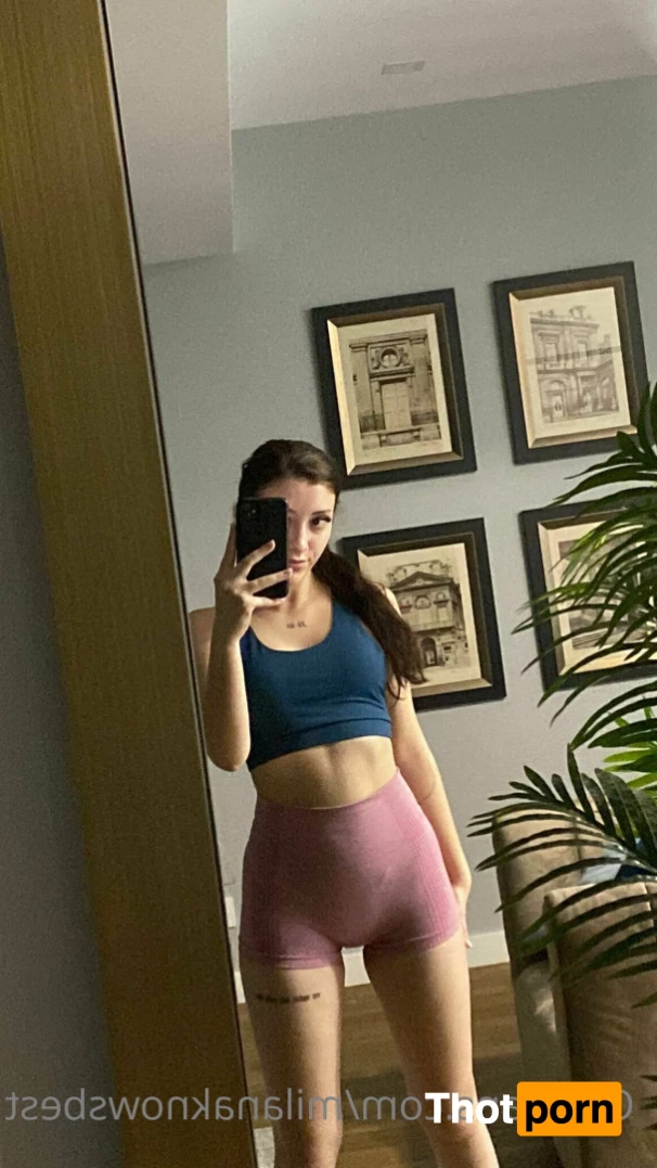 Milana Knows 7074138