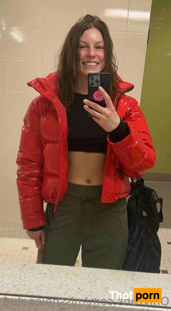 Miss Helena Lue 14116121