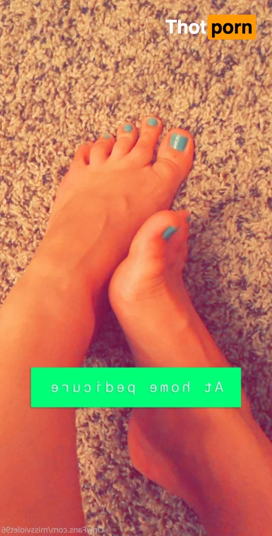 Miss Violet FREE 6903602