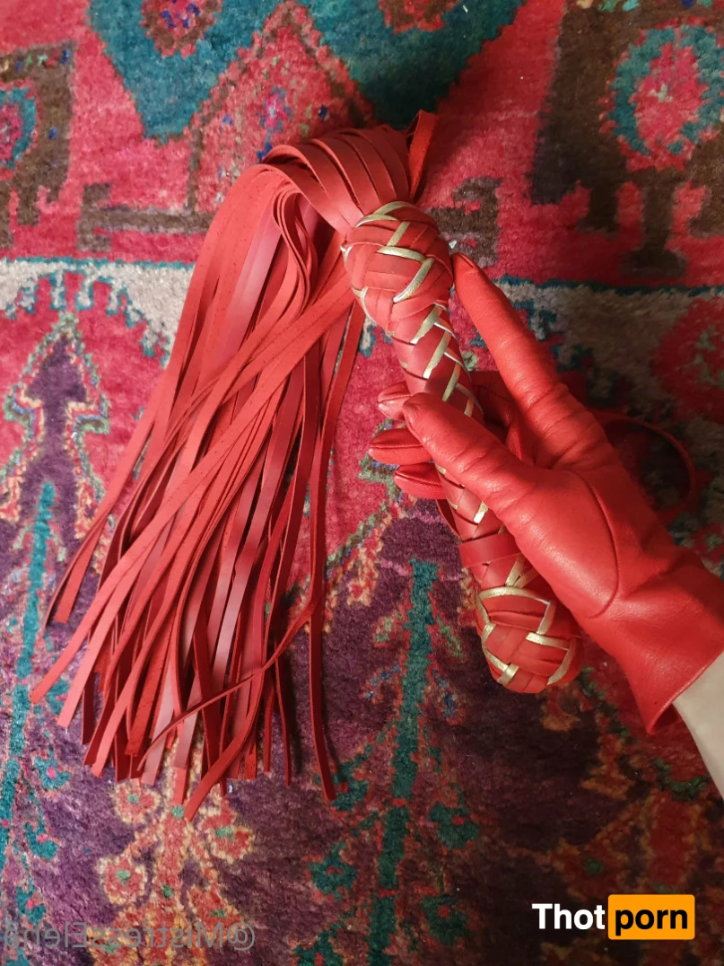 Dominatrix Femdom Mistress Elena 7225902