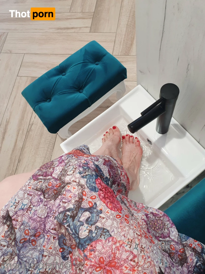 Dominatrix Femdom Mistress Elena 7225918