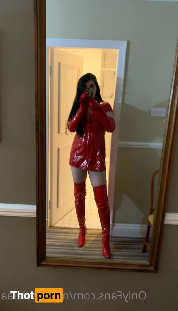 Mistress Leia🔐 7261631