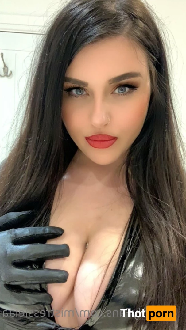 Mistress Leia🔐 7261719