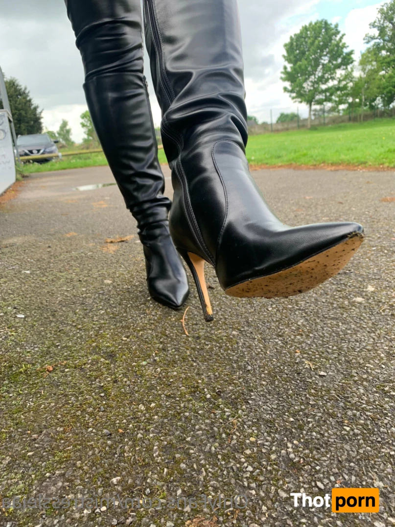 Mistress Leia🔐 7261773