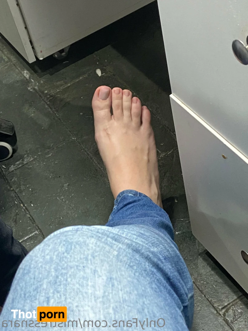 Nara Neveu 🌹 14407831