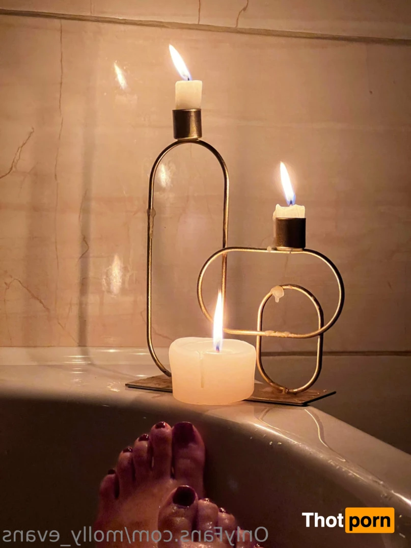 Molly Evans 10477668