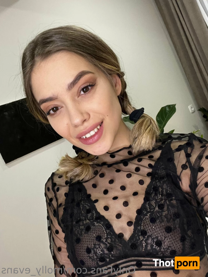 Molly Evans 10478057