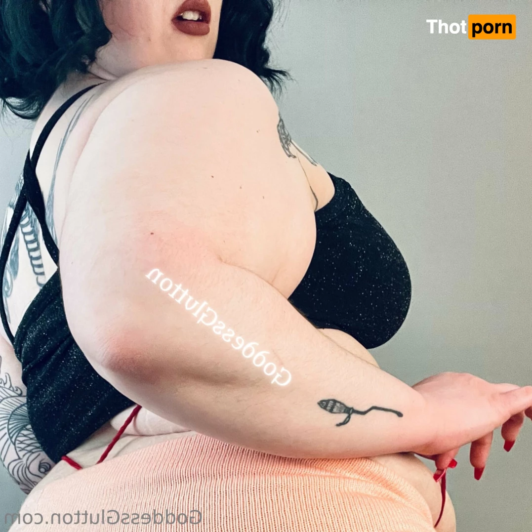 Mommy Alara Glutton 10455468