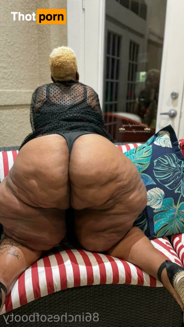 86inchesofbooty 10472555