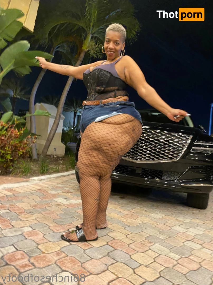 86inchesofbooty 10472629