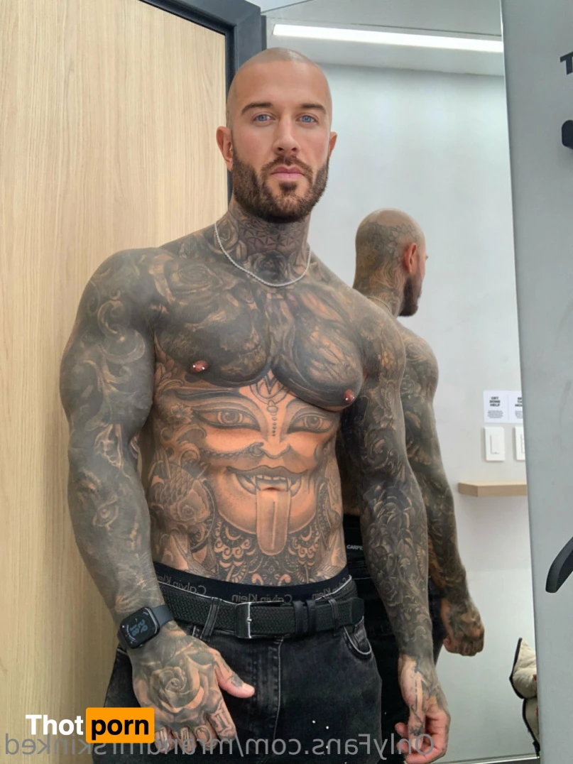 Mr &amp; Mrs Kinked 12721981