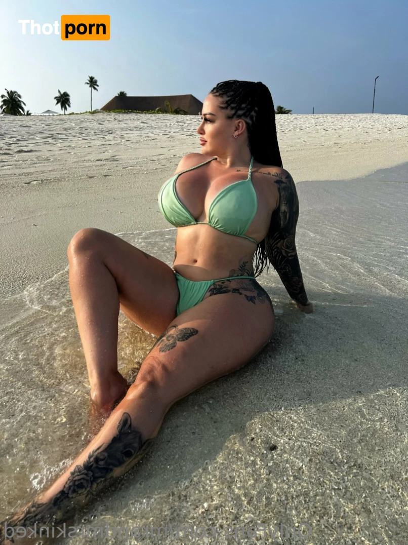 Mr &amp; Mrs Kinked 14109498