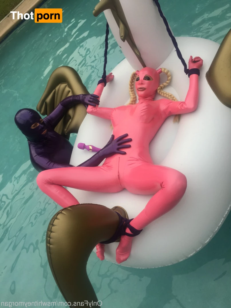 Ms Whitney Morgan 7460808