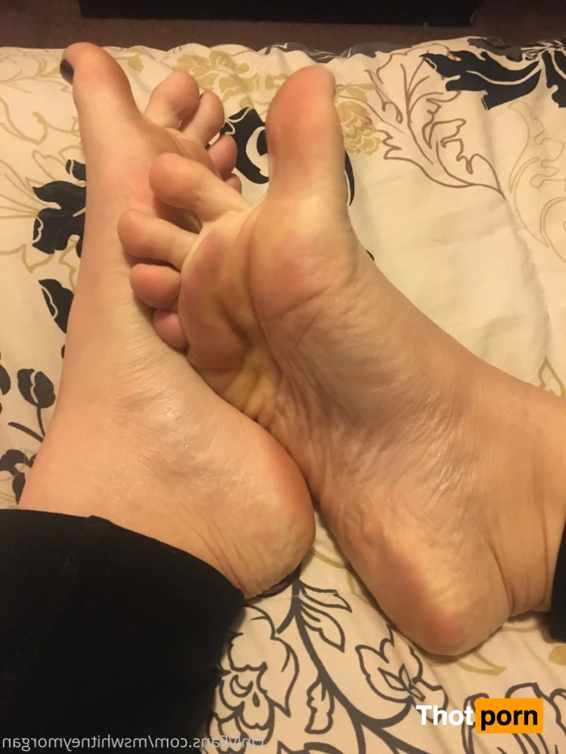 Ms Whitney Morgan 7461040