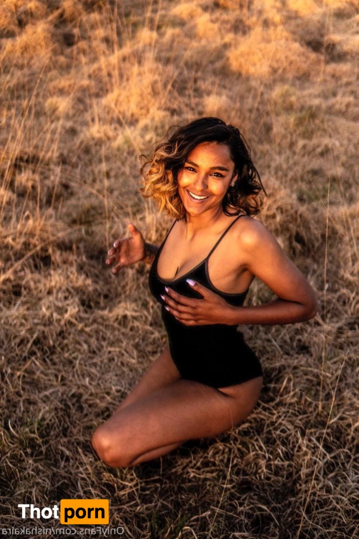 Bad Girl Kaira 572460