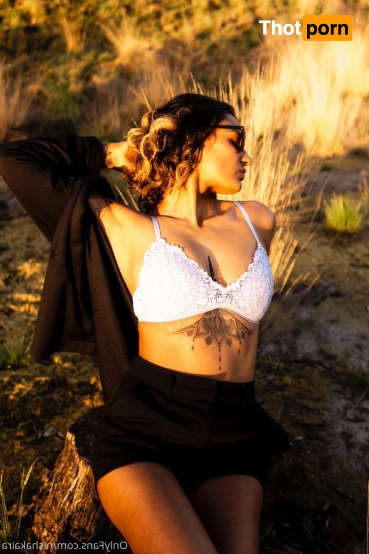 Bad Girl Kaira 572478