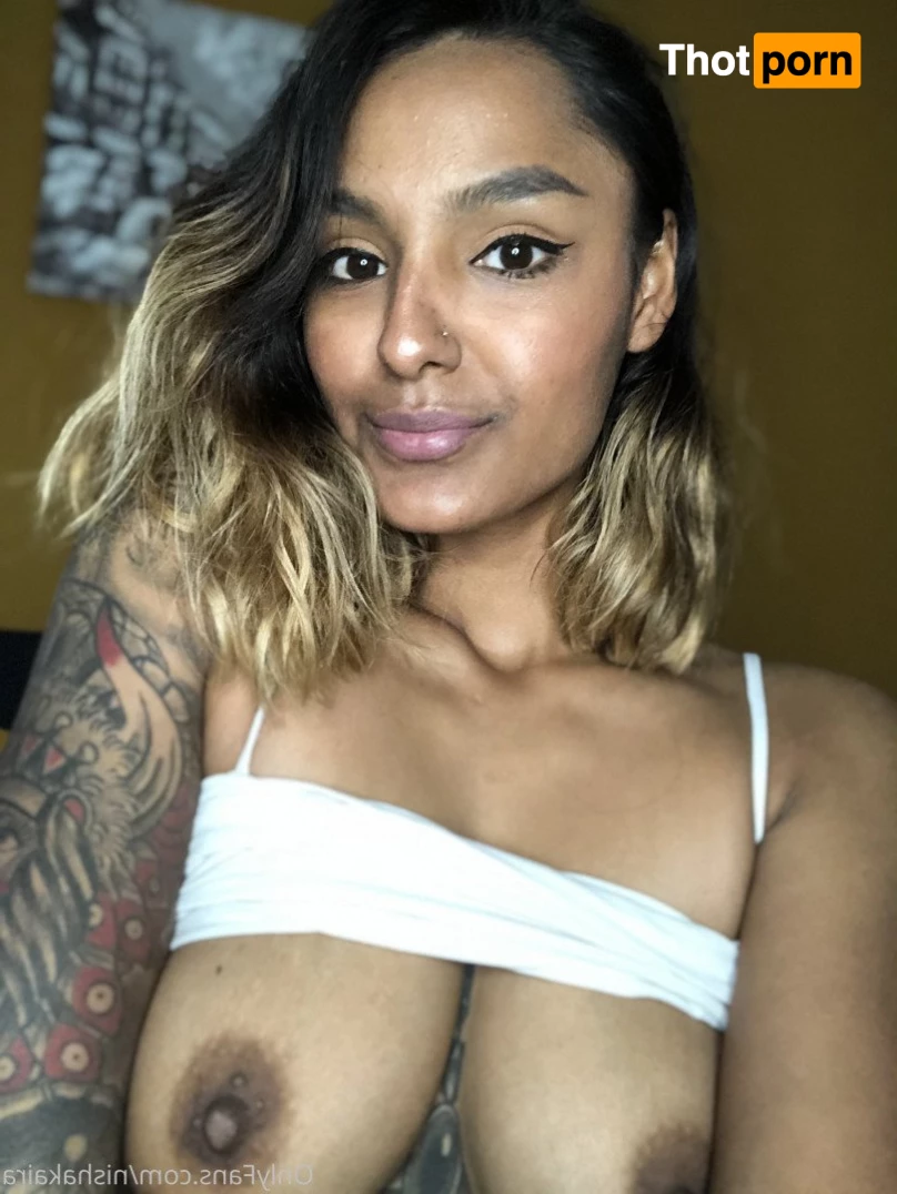 Bad Girl Kaira 572494