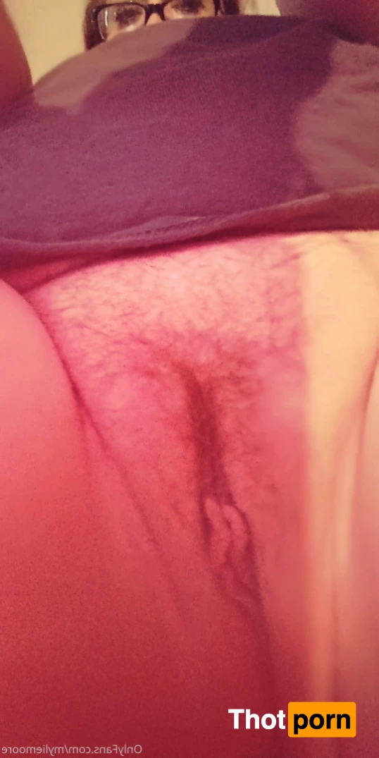 Mylie Moore 📷 7244927