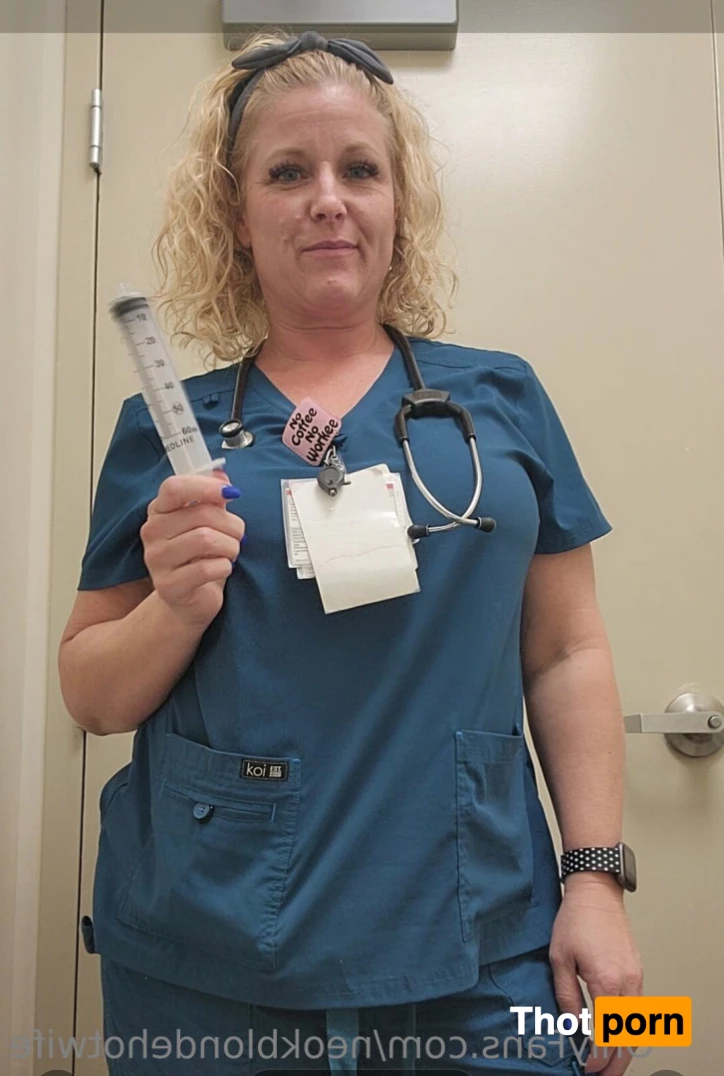 NEOKblondehotwife 10455327