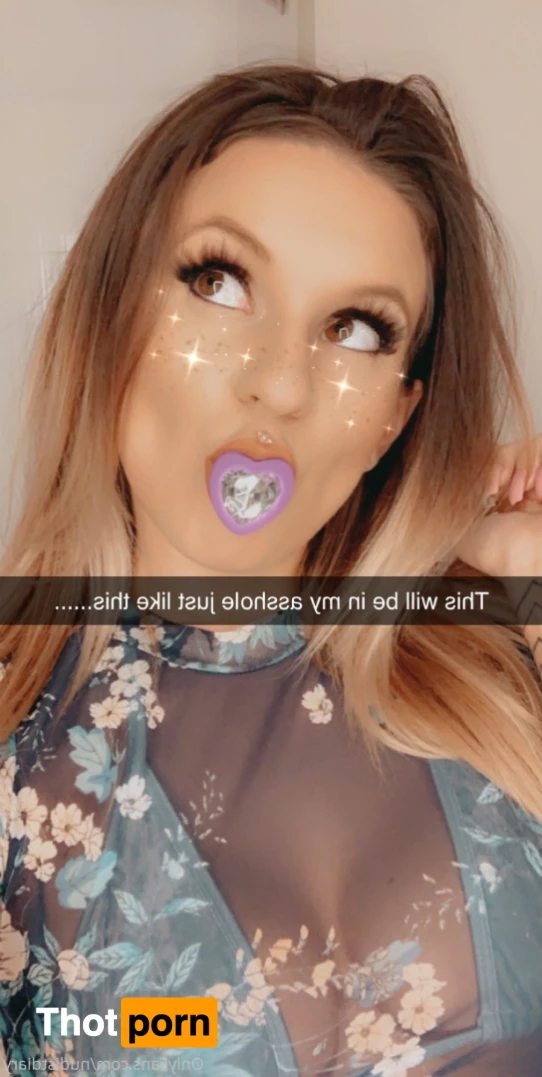 ✨ The Tattooed Nudist 10438097