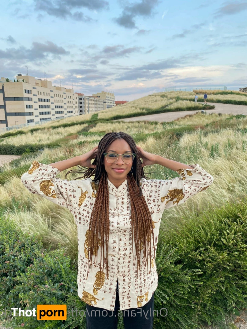 Lina Colombiana 6770049