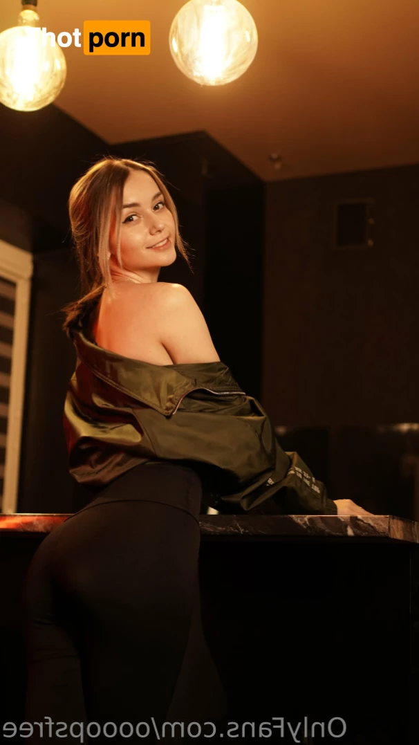 oooops__free 10455090