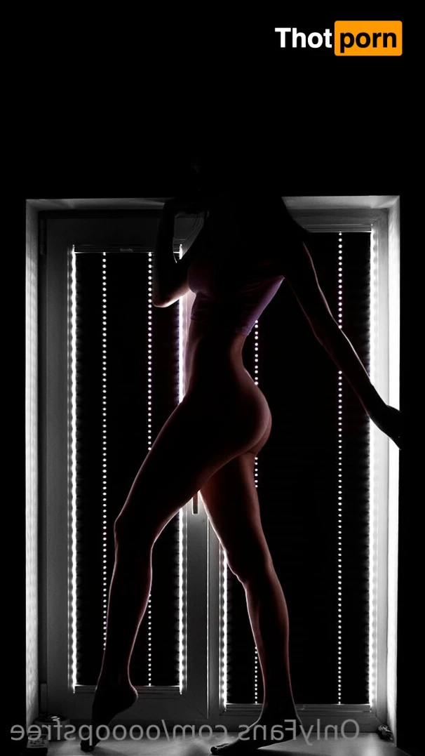 oooops__free 10455110