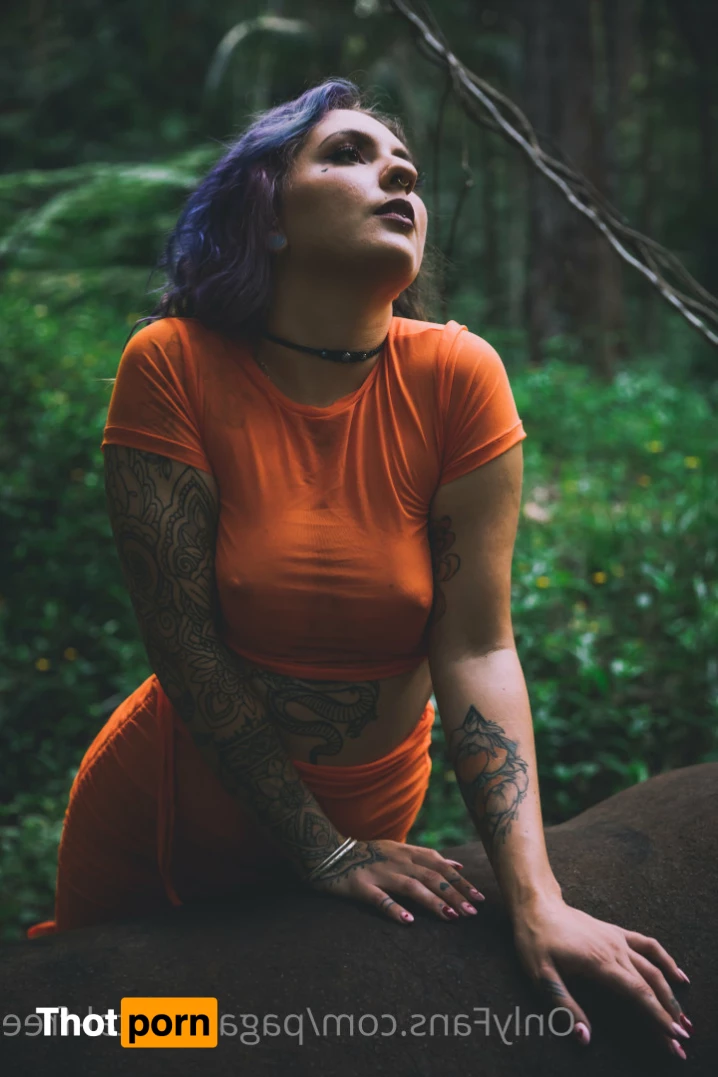 Jasmine 18+ Free ! 7384704