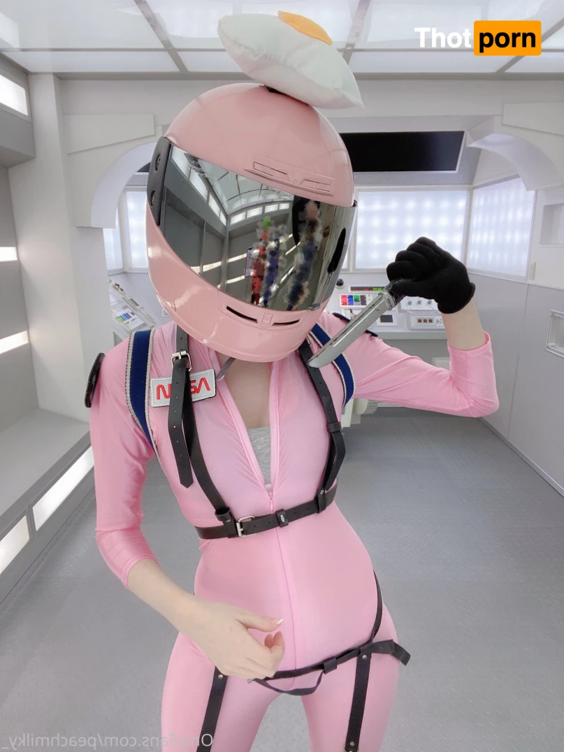 PeachMilky Cosplay 10454360